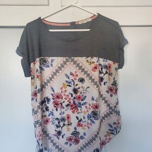 Floral Print Women's Rewind Top - Gray and Multicolor